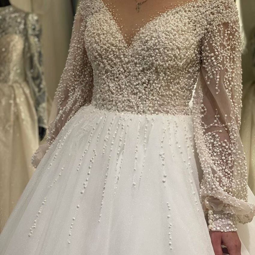 Chica con vestido de novia